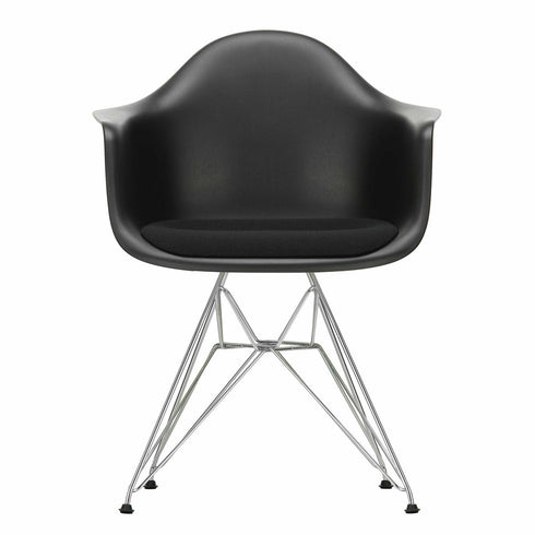 Cadeira de Braços em Plástico Eames DAR / Assento em Tecido / Base Cromada